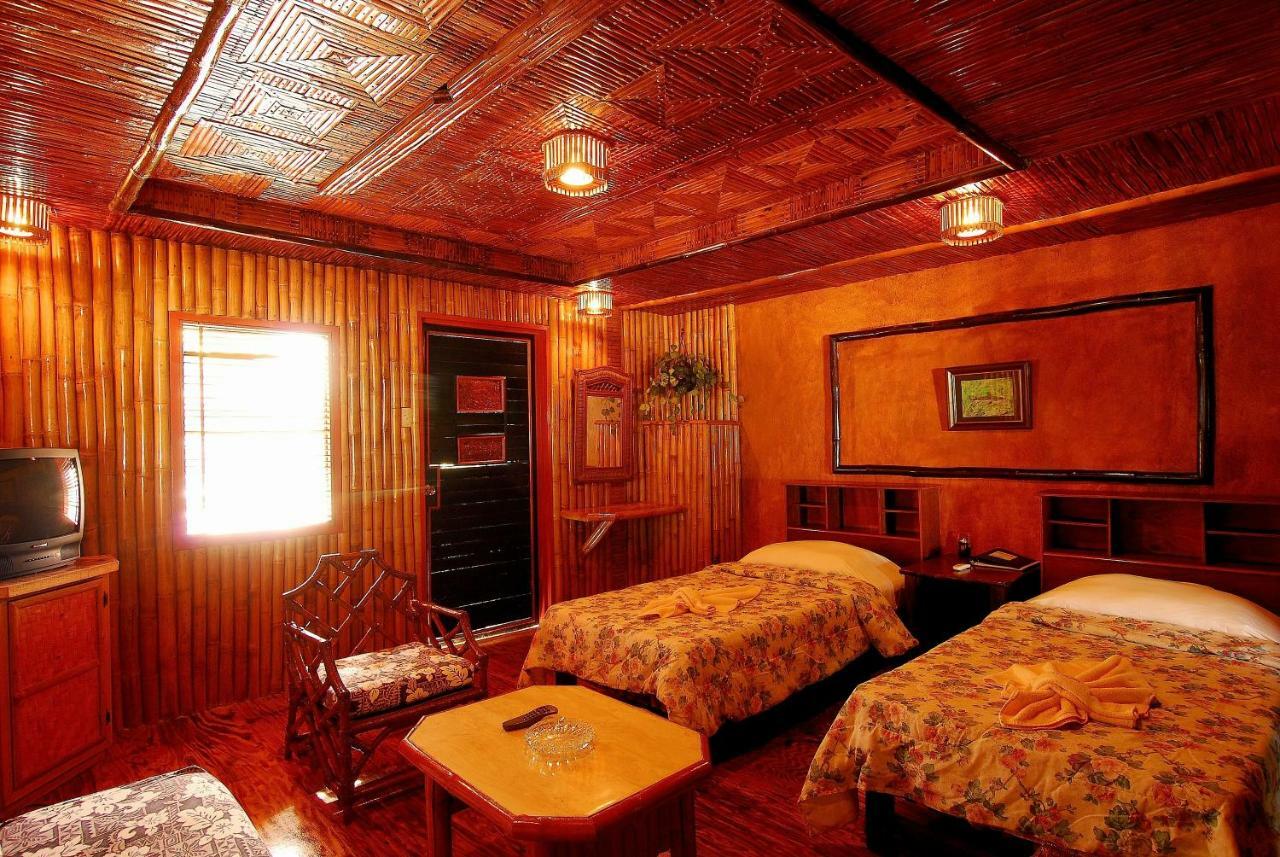 Antelope Guesthouse Koror Buitenkant foto